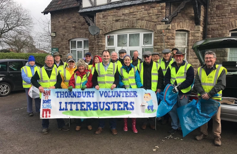 Group Photo of Luke with the Litterbusters